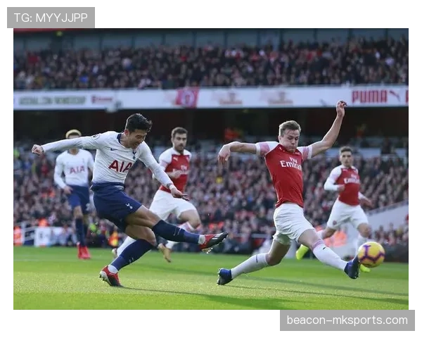 西汉姆联主场迎战阿森纳，英超关键三分争夺战一触即发