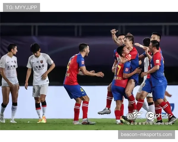 贝西克塔斯边路进攻火力全开，关键胜利助推赛季征程