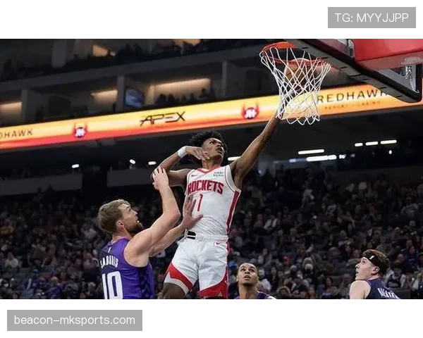 阿门·汤普森突破能力提升显著 拉开防线助骑士关键进攻表现